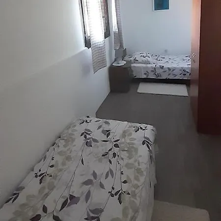 Ina 2 Appartement Funtana