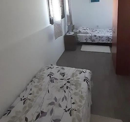 Ina 2 Apartment Funtana