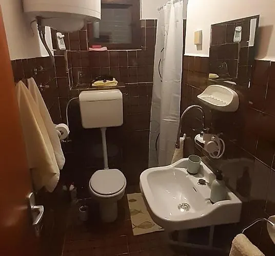 Apartment Ina 2